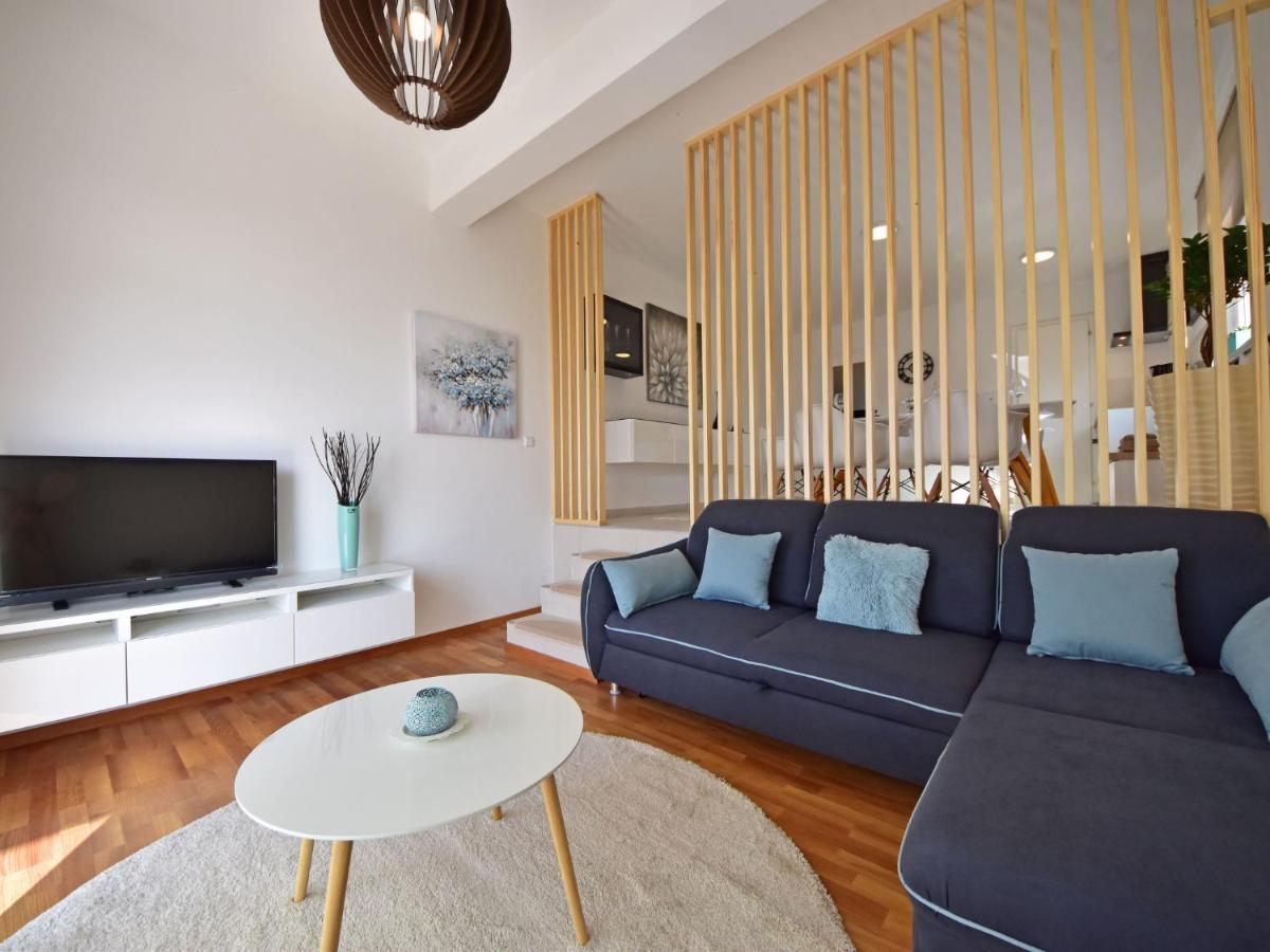 Apartment Cvit 2 By Interhome Klenovica Exterior foto